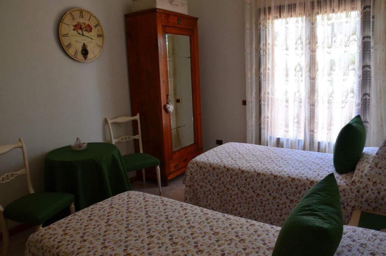 דירות לצ'ה Casa Fedora מראה חיצוני תמונה