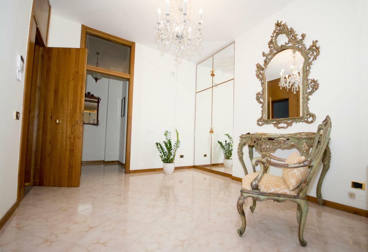דירות לצ'ה Casa Fedora מראה חיצוני תמונה